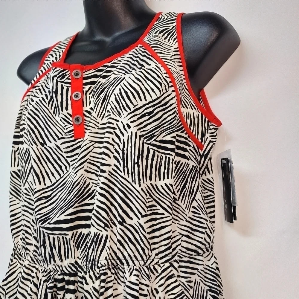 AGB Petite Women's Black White Sleeveless Dress Size PM - Picture 7 of 11